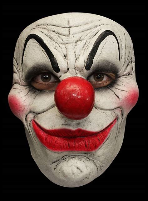 terrifying clown mask